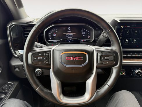 Used 2024 GMC Sierra 1500 Elevation AWD/4WD image 13