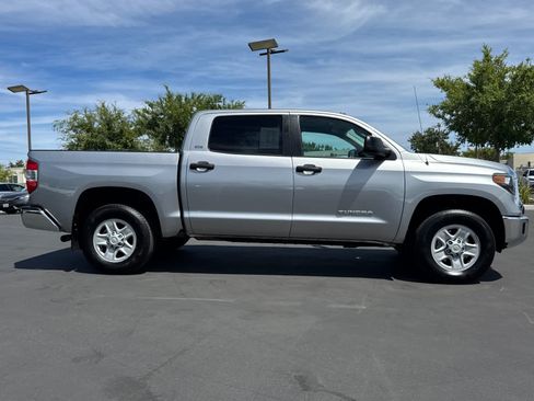 Used 2018 Toyota Tundra SR5 AWD/4WD image 6