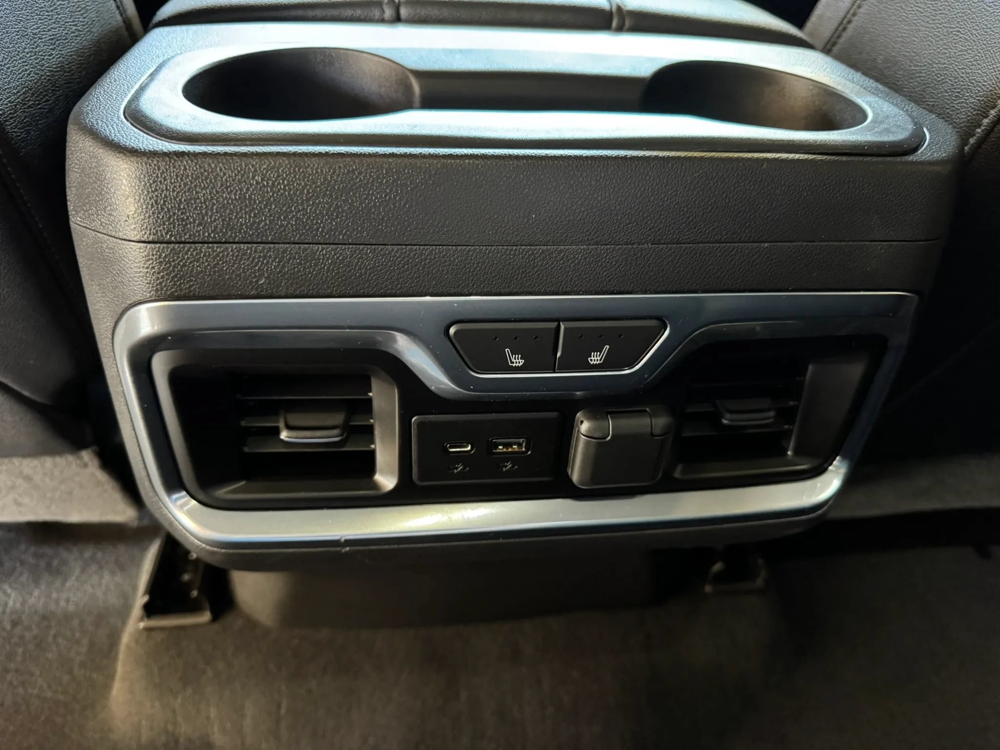 Used 2021 GMC Sierra 1500 SLT AWD/4WD image 22
