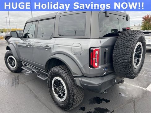 Used 2023 Ford Bronco Badlands w/ Sasquatch Package image 6