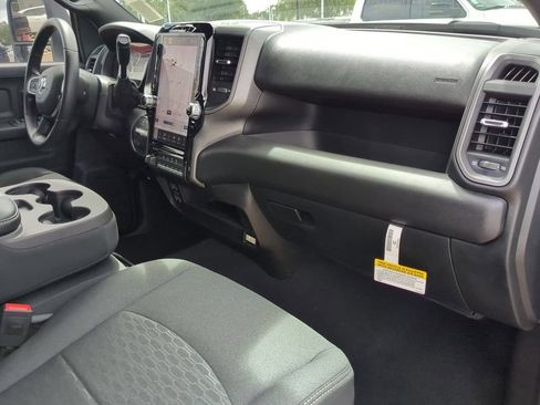 New 2025 RAM 2500 Tradesman AWD/4WD image 31