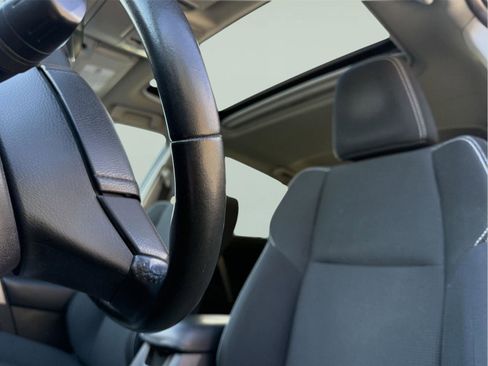 Used 2016 Toyota RAV4 XLE image 12