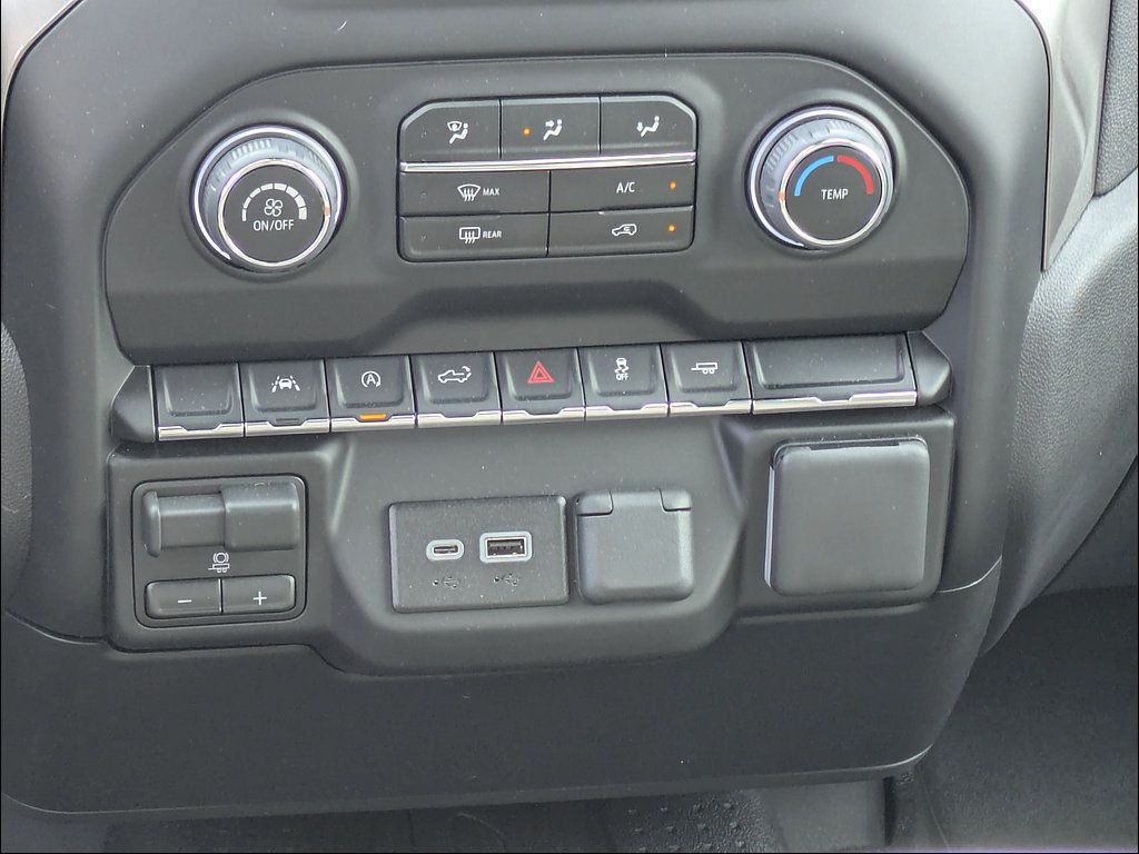 Certified 2026 Chevrolet Silverado 1500 Custom RWD image 29