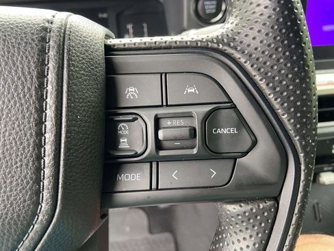 Used 2024 Toyota Tacoma SR5 RWD image 33