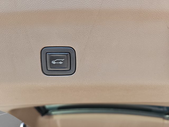 Used 2023 GMC Yukon Denali w/ Max Trailering Package AWD/4WD image 17