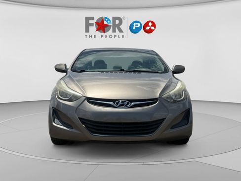 Used 2015 Hyundai Elantra SE FWD image 8