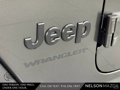 Used 2022 Jeep Wrangler Sport S image 15