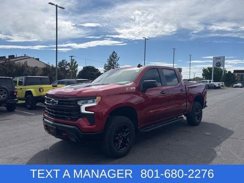 Used 2024 Chevrolet Silverado 1500 LT Trail Boss w/ Convenience Package II AWD/4WD image 6