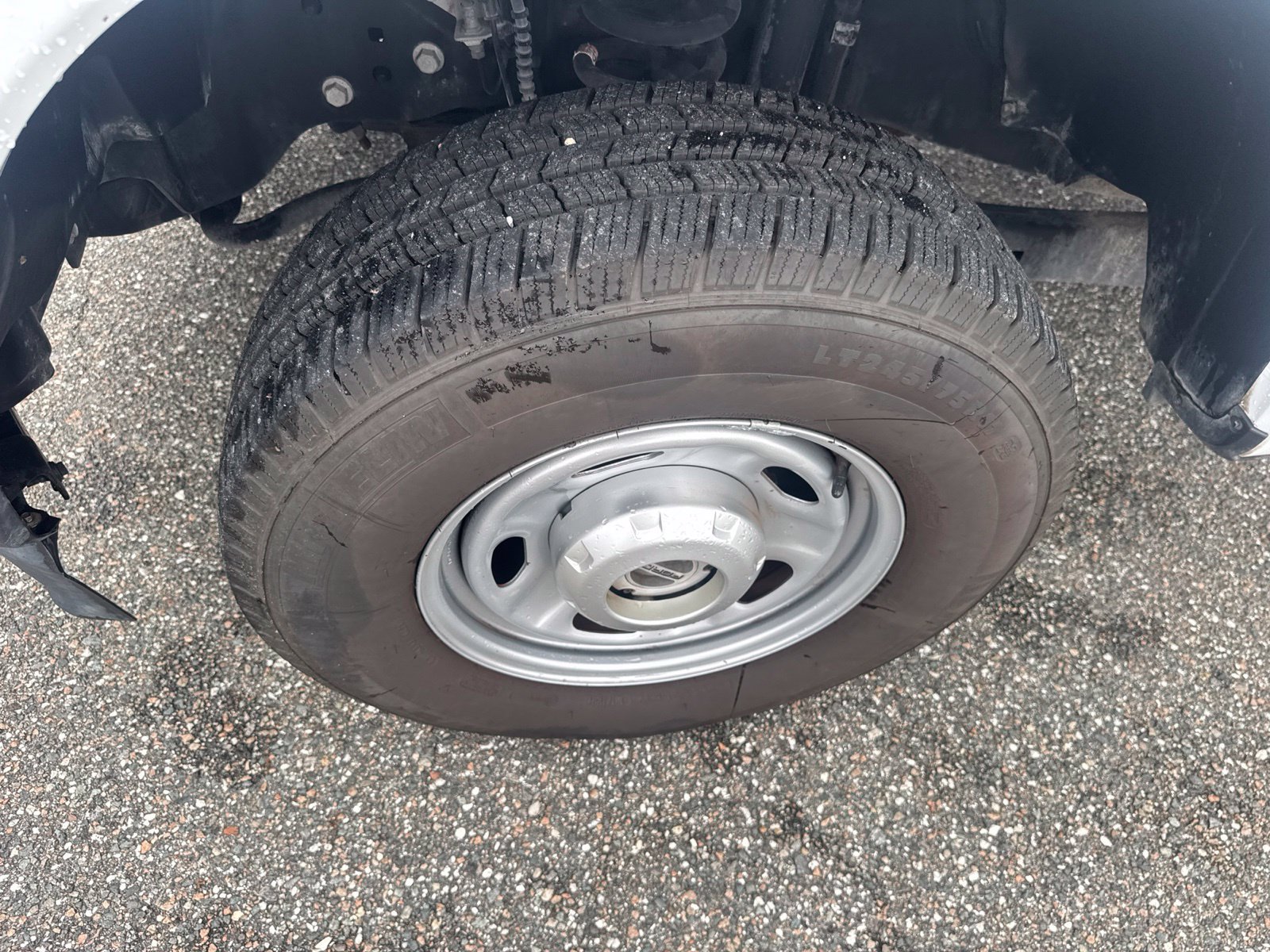 Used 2023 Ford F350 XL AWD/4WD image 10