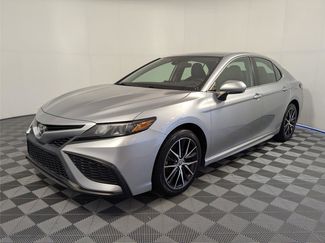 Certified 2022 Toyota Camry SE video 2