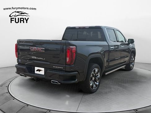 Used 2024 GMC Sierra 1500 Denali w/ Denali Reserve Package AWD/4WD image 3