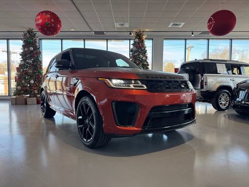 Used 2022 Land Rover Range Rover Sport SVR image 7