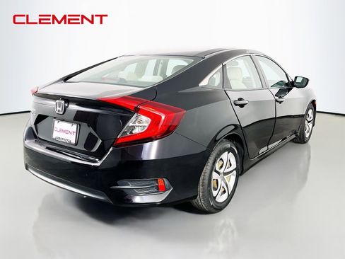 Used 2018 Honda Civic LX image 7
