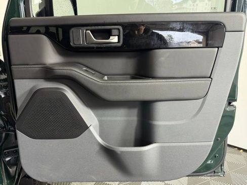 Used 2024 INEOS Grenadier Fieldmaster Edition image 20