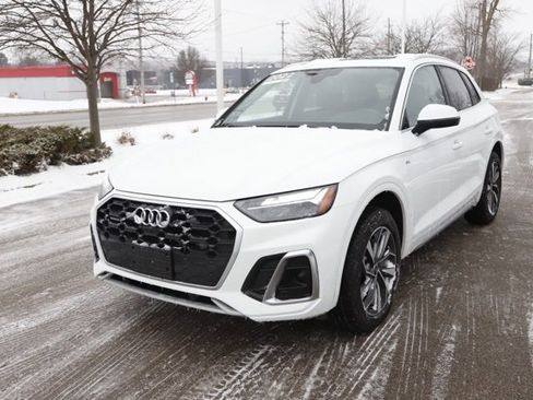 Used 2022 Audi Q5 2.0T Premium Plus w/ Premium Plus Package image 9