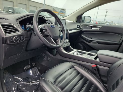 Used 2024 Ford Edge SEL image 19