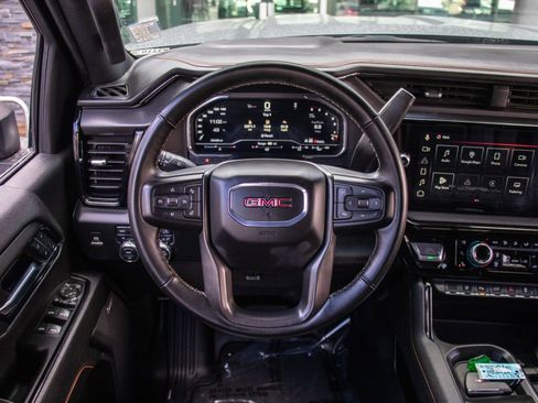 Used 2024 GMC Sierra 2500 AT4 w/ AT4 Premium Plus Package image 12