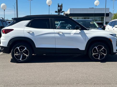 Used 2023 Chevrolet TrailBlazer RS AWD/4WD image 3