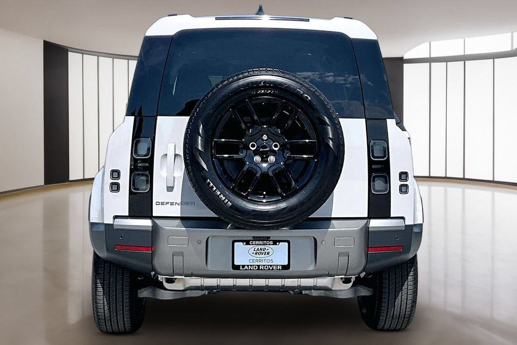 New 2026 Land Rover Defender 110 S AWD/4WD image 4