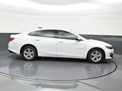 Used 2024 Chevrolet Malibu LS FWD image 7