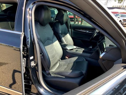 Used 2017 Cadillac CT6 Luxury image 8