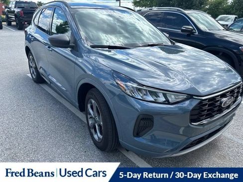 Used 2023 Ford Escape ST-Line w/ Tech Pack #1 AWD/4WD image 1