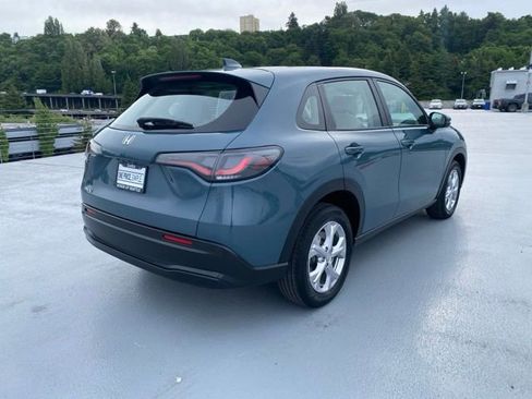Certified 2023 Honda HR-V LX image 12