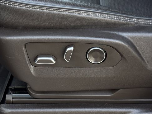 Used 2024 GMC Yukon Denali image 20