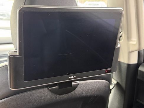 Used 2023 Kia Telluride S image 14