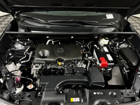 Certified 2025 Toyota RAV4 XLE AWD/4WD image 9