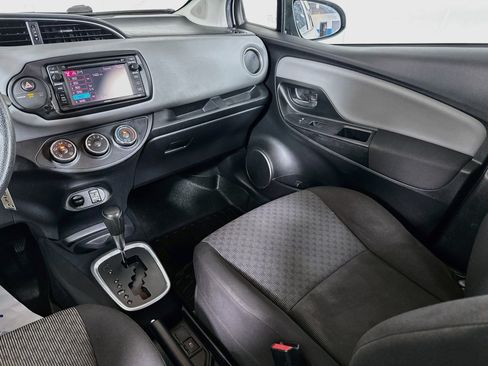 Used 2015 Toyota Yaris LE FWD image 20
