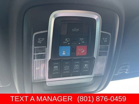 Used 2025 RAM 1500 Big Horn AWD/4WD image 32