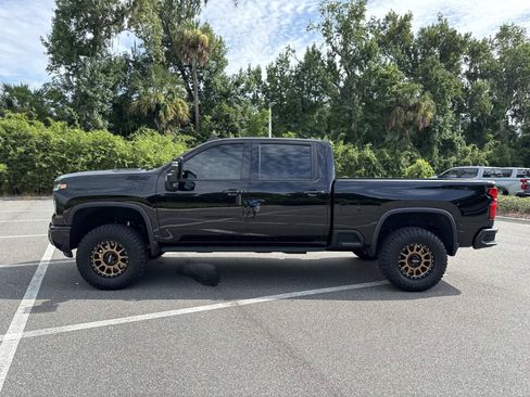 Used 2024 Chevrolet Silverado 2500 LTZ w/ LTZ Plus Package AWD/4WD image 6
