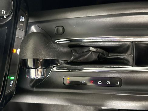 Used 2022 Honda HR-V LX image 19