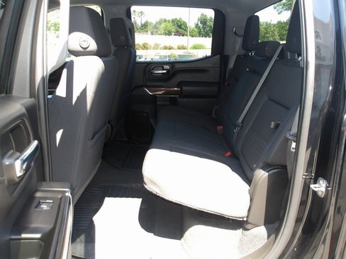 Used 2022 Chevrolet Silverado 1500 RST w/ Z71 Off-Road Package image 16