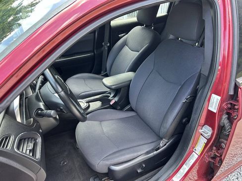 Used 2013 Chrysler 200 Touring FWD image 10