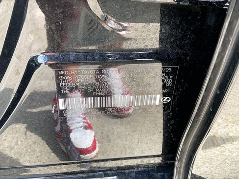 Used 2025 Lexus IS 350 F Sport image 35