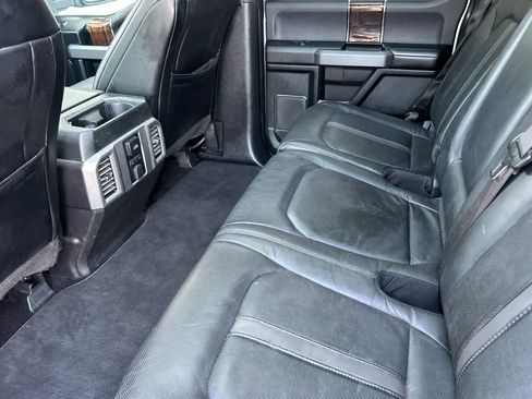 Used 2016 Ford F150 Platinum w/ Equipment Group 701A Luxury AWD/4WD image 4