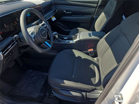 New 2026 Hyundai Santa Cruz SE image 3