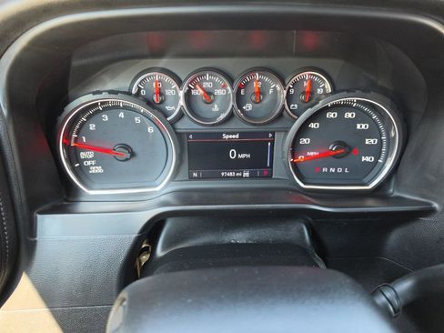 Certified 2019 Chevrolet Silverado 1500 RST image 10