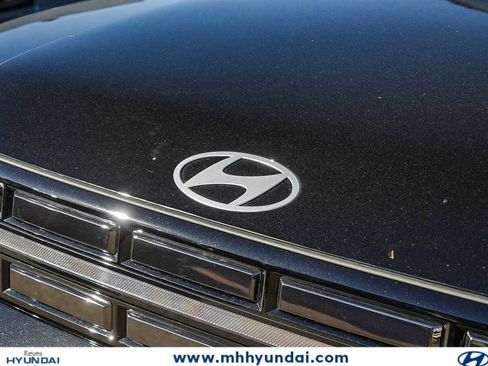 New 2026 Hyundai Santa Fe Limited FWD image 9