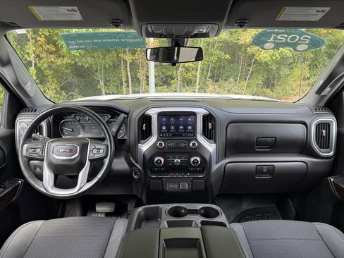 Certified 2021 GMC Sierra 1500 SLE image 26