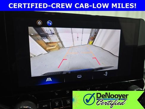 Used 2023 Chevrolet Colorado LT w/ LT Convenience Package III image 22