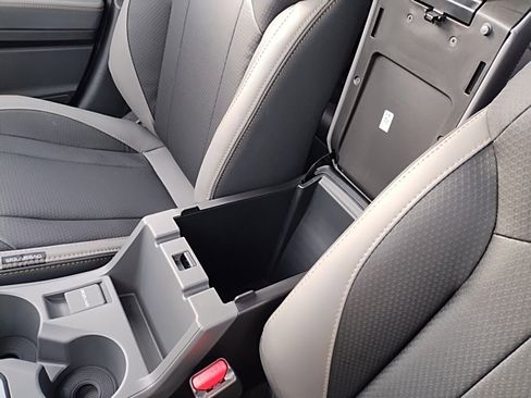 Used 2025 Subaru Crosstrek 2.5i Wilderness w/ Crosstrek Mirror Package image 31