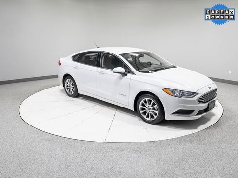 Used 2017 Ford Fusion S image 25