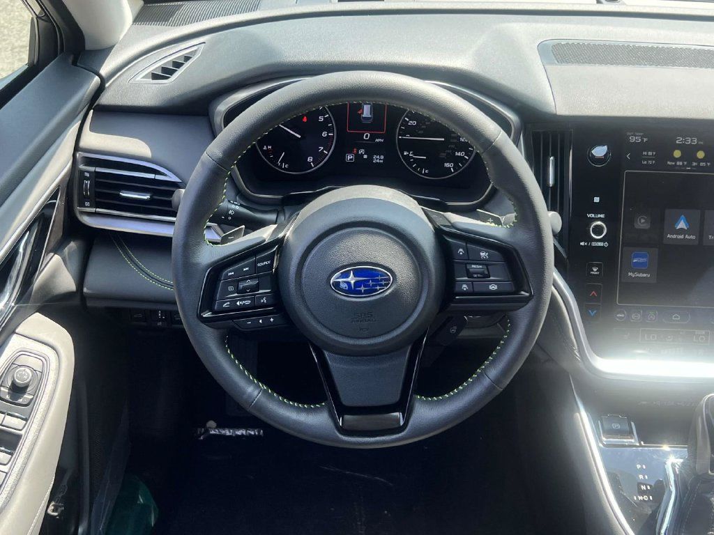 Used 2025 Subaru Outback Onyx Edition AWD/4WD image 12
