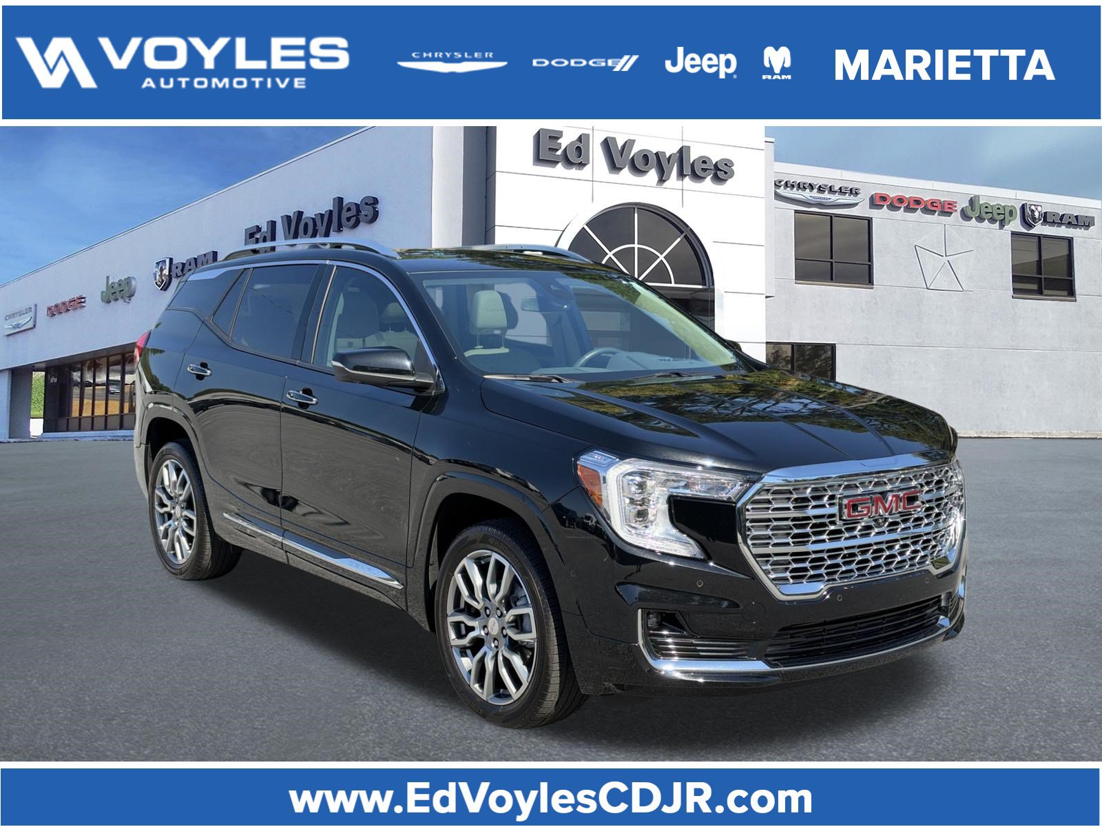 Used 2022 GMC Terrain Denali w/ Denali Premium Package AWD/4WD image 1