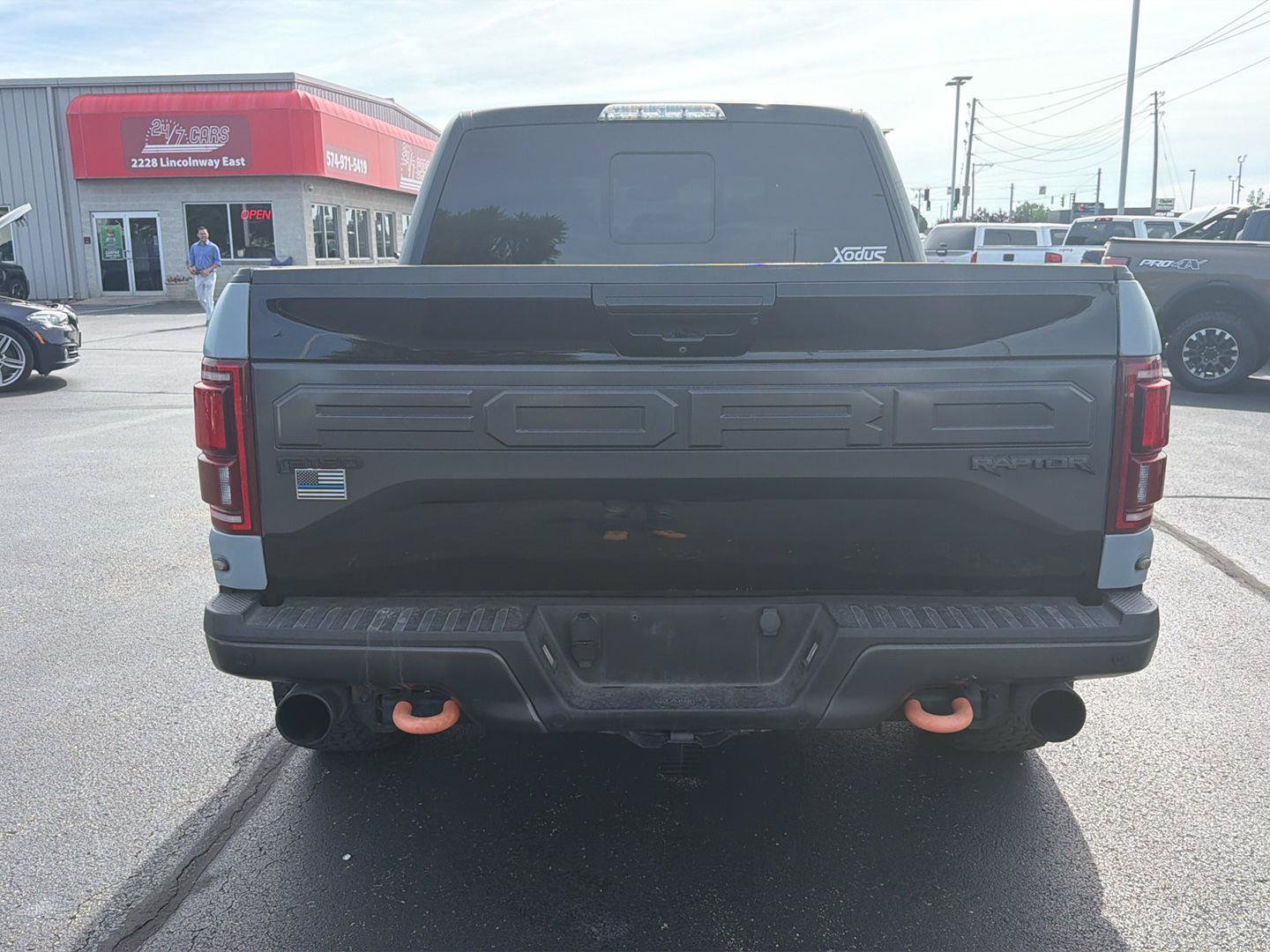 Used 2018 Ford F150 Raptor w/ Equipment Group 802A Luxury AWD/4WD image 4