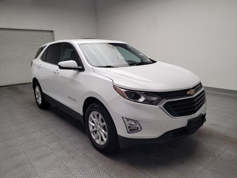 Used 2020 Chevrolet Equinox LT w/ Driver Convenience Package FWD image 13