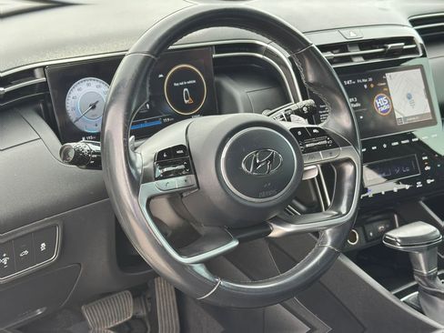 Used 2023 Hyundai Santa Cruz SEL Premium image 12